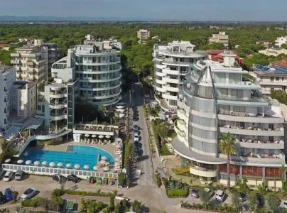 Premier & Suites - Premier Resort - 16