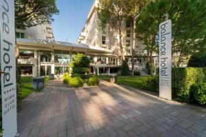 Hotel Embassy & Boston, Milano Marittima