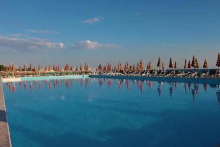 Mercure Civitavecchia Sunbay Park - 12