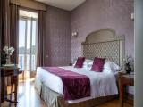 Corner Double Suite