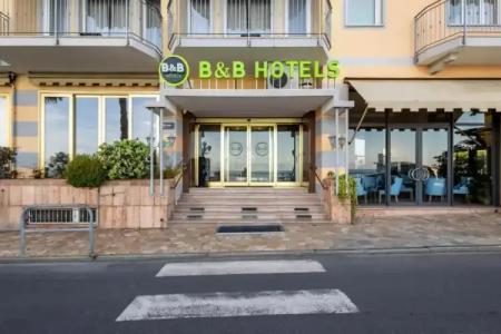 B&B Diano Marina Palace - 22