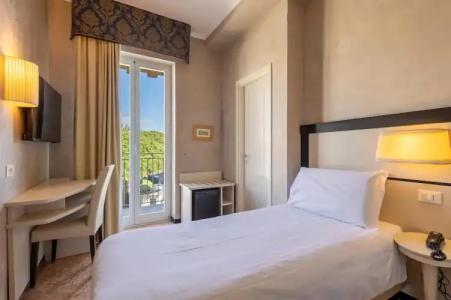 B&B Diano Marina Palace - 55