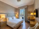 Superior Double room with balcony and with partial sea view