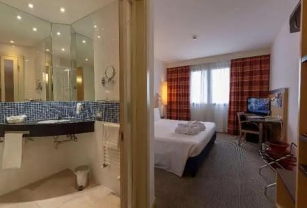 Best Western Palace Inn - 72
