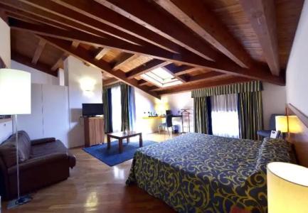 Mercure Ferrara - 95