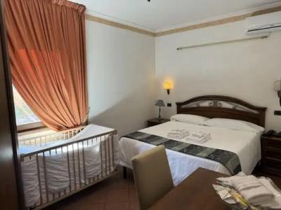 Euro House Inn Airport - 210