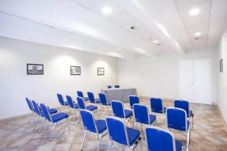 Isola Sacra Rome Airport - 24