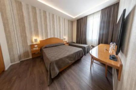 Isola Sacra Rome Airport - 37