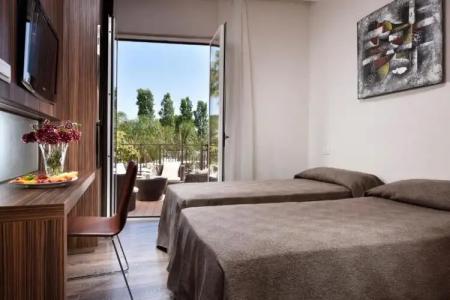 Isola Sacra Rome Airport - 3