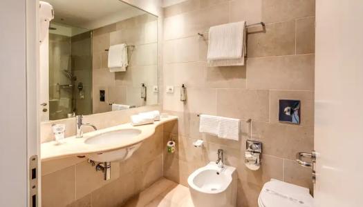 Isola Sacra Rome Airport - 50