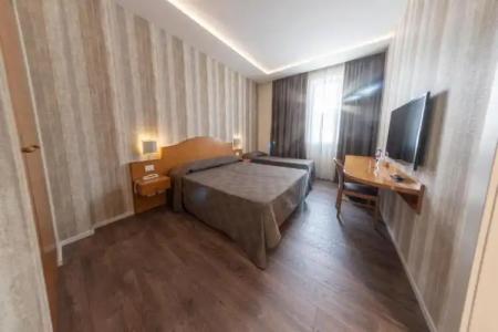 Isola Sacra Rome Airport - 35