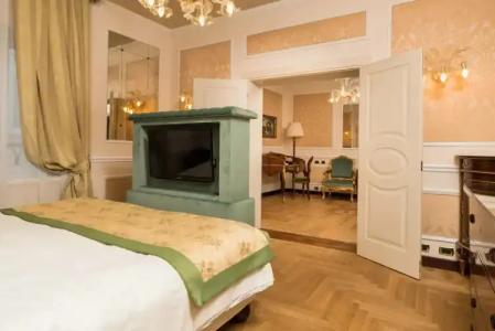 Bernini Palace - 153
