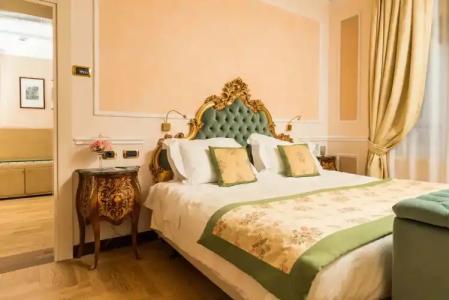 Bernini Palace - 148