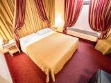 Smart (French Bed) room