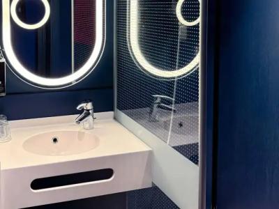 Sunshine & Residences - SHA Plus - 30