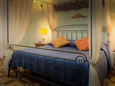 Torre Guelfa Palazzo Acciaiuoli - 4