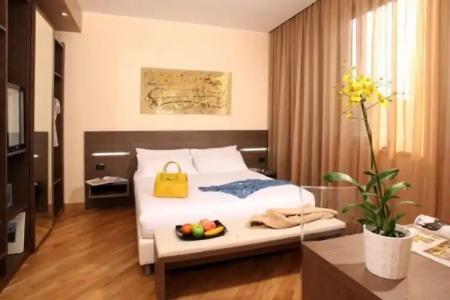 & Spa Villa Mercede - 35