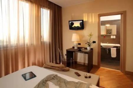 & Spa Villa Mercede - 52