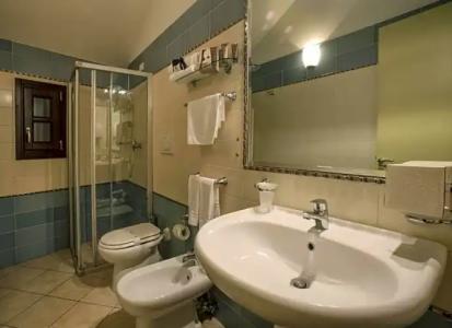 Al Pescatore & Restaurant - 37