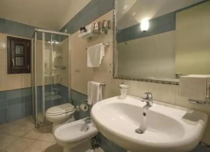 Al Pescatore & Restaurant - 59