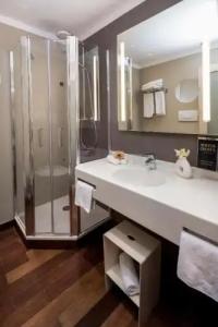 Best Western Plus City - 44