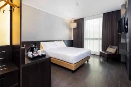 Best Western Premier CHC Airport - 32