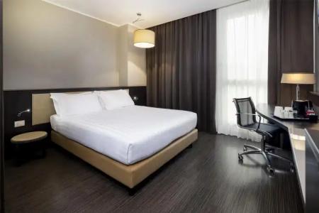 Best Western Premier CHC Airport - 34