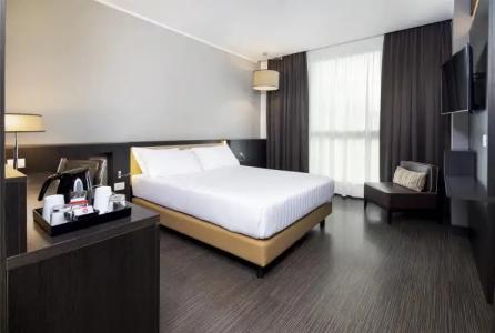 Best Western Premier CHC Airport - 31