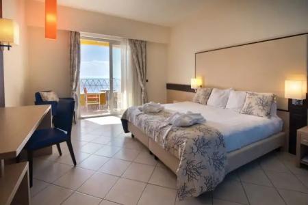 GH Avalon Sikani - 117