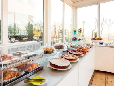 Ibis Styles Bari Giovinazzo - 10