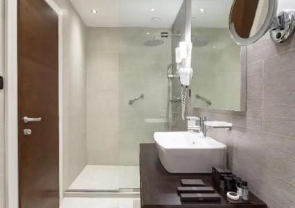 Bellevue & Resort - 196