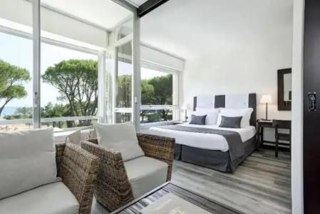 Bellevue & Resort - 182