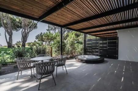 Bellevue & Resort - 248