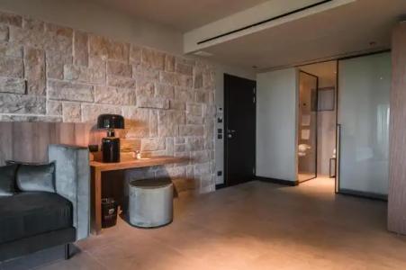 Bellevue & Resort - 239