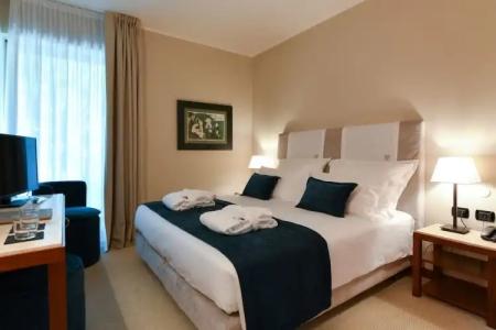 Bellevue & Resort - 86