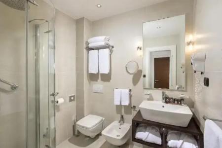 Bellevue & Resort - 209