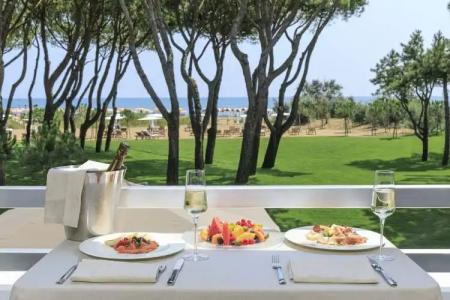 Bellevue & Resort - 175