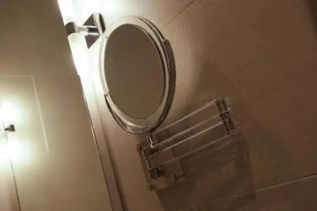 Bellevue & Resort - 210