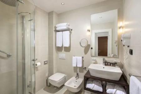 Bellevue & Resort - 207