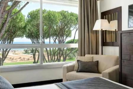 Bellevue & Resort - 135