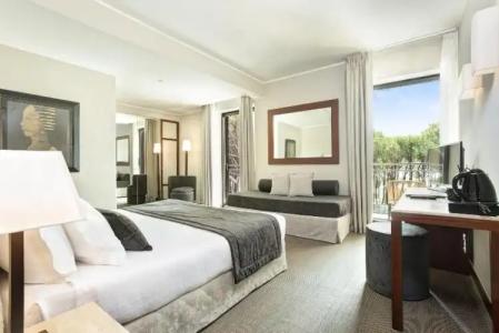 Bellevue & Resort - 208