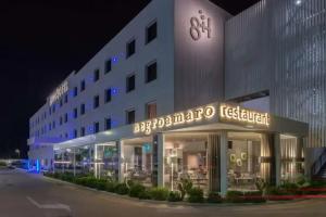 8Piuhotel, Lecce