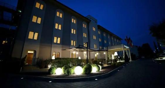 Best Western Grand Guinigi
