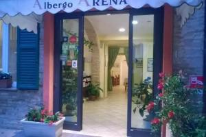 Albergo Arena, Macerata