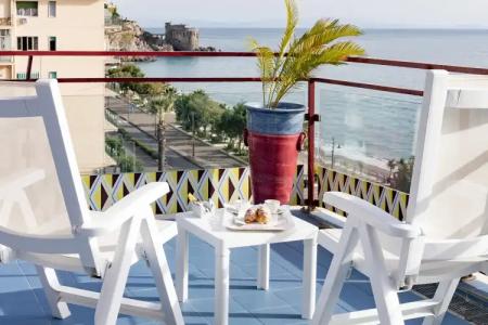 Reginna Palace - 102