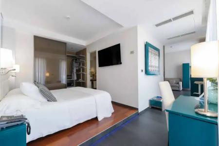 Reginna Palace - 103