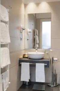 Reginna Palace - 107