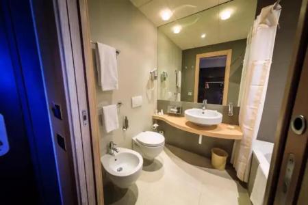 UNAHOTELS MH Matera - 45