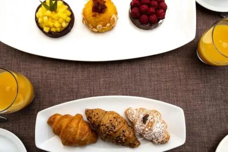 UNAHOTELS MH Matera - 12