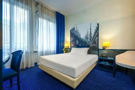 iHs Milano Ambasciatori - 131